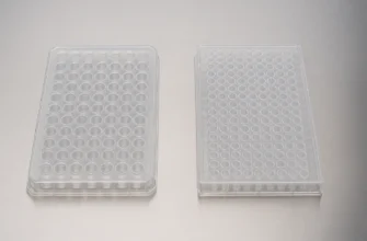 96-well and 384-well plates for cell culture and ELISA on lab bench